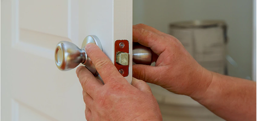 AAA Locksmiths For lock Replacement in West Sacramento, California